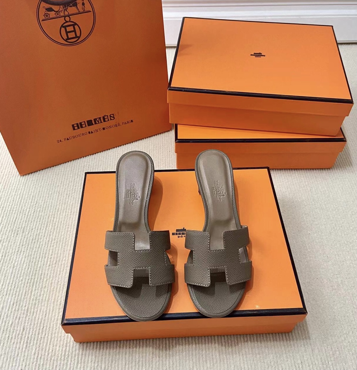 에르메스 올수공 오아시스 슬리퍼 샌들 앱송 30